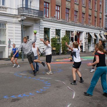 Street handball