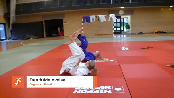 Baglæns rullefald i judo i idræt - Undervisning